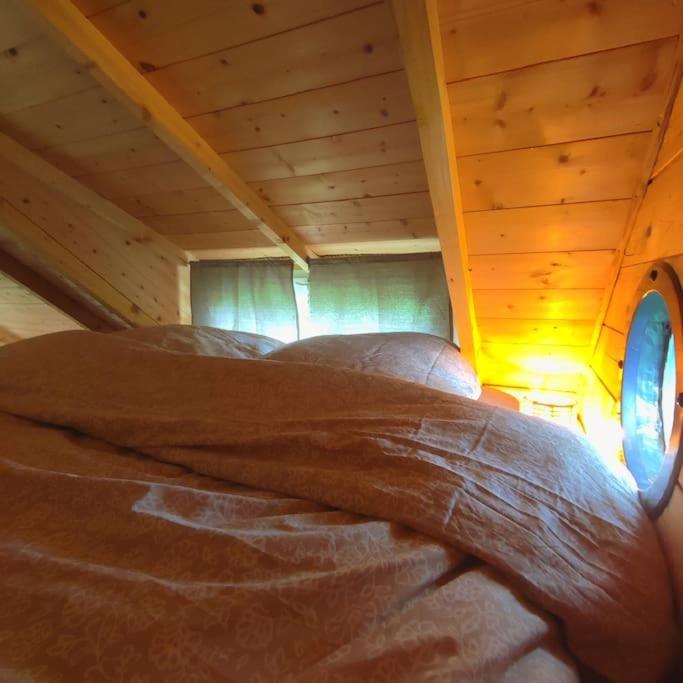 Nuit Insolite En Tiny House Questembert Exteriér fotografie