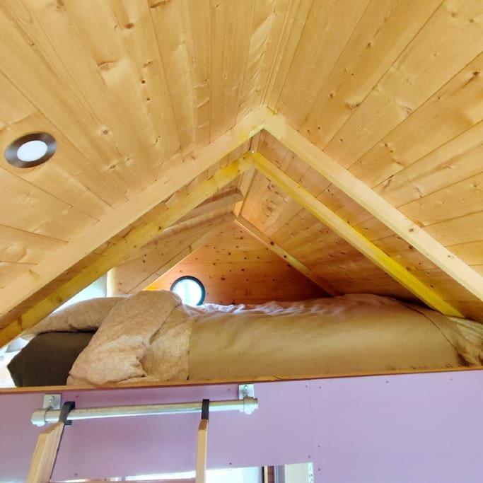 Nuit Insolite En Tiny House Questembert Exteriér fotografie